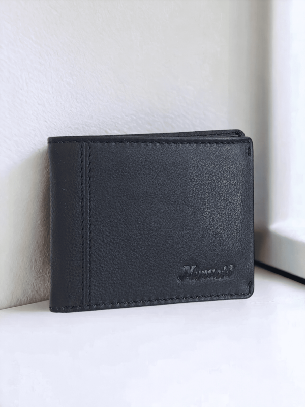 Pánska čierna kožená peňaženka MERCUCIO M3-11504